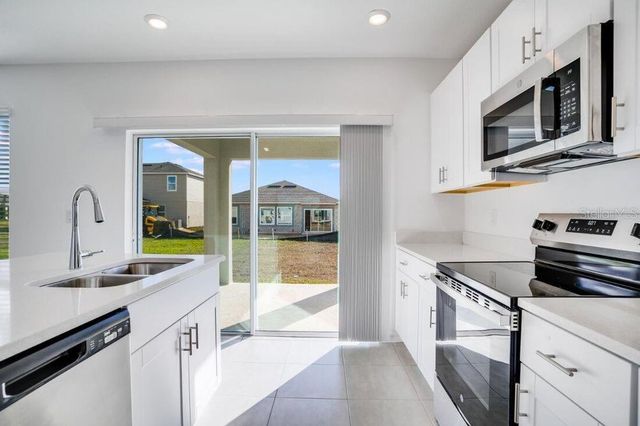 4744 BABYS BREATH PLACE, Lake Hamilton, FL 33851