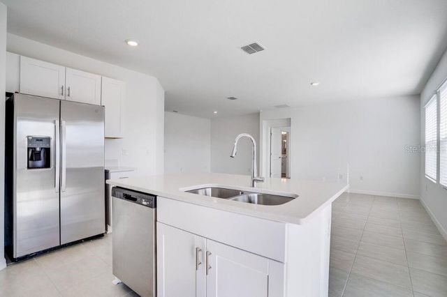 4744 BABYS BREATH PLACE, Lake Hamilton, FL 33851