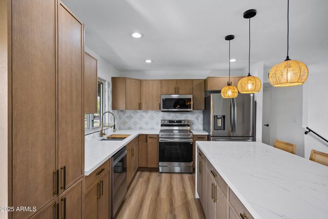 11442 N BANCROFT Drive, Phoenix, AZ 85028