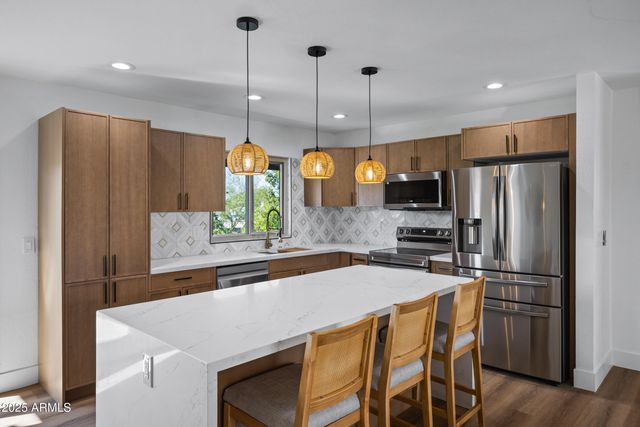 11442 N BANCROFT Drive, Phoenix, AZ 85028