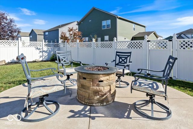 1351 Turner Trace Place N, Avon, IN 46123