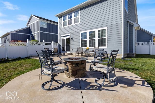 1351 Turner Trace Place N, Avon, IN 46123