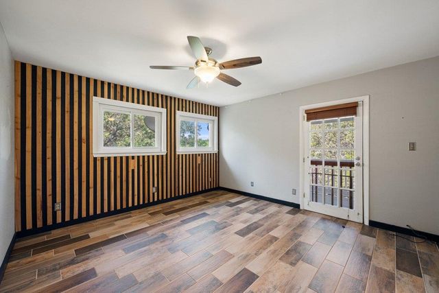 131 Belle DR, Wimberley, TX 78676