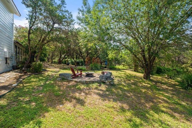 131 Belle DR, Wimberley, TX 78676