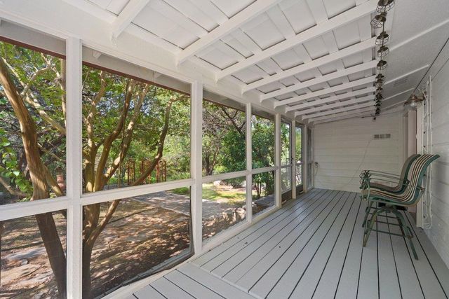 131 Belle DR, Wimberley, TX 78676