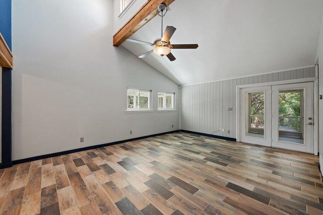 131 Belle DR, Wimberley, TX 78676
