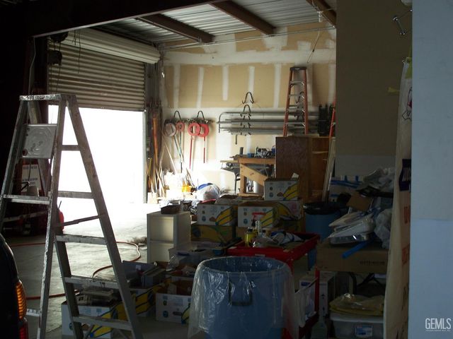 300 Mount Vernon Avenue, Bakersfield, CA 93307