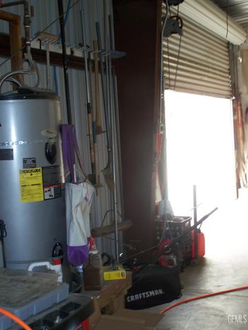 300 Mount Vernon Avenue, Bakersfield, CA 93307