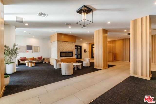 7135 Hollywood Boulevard 603, Los Angeles, CA 90046