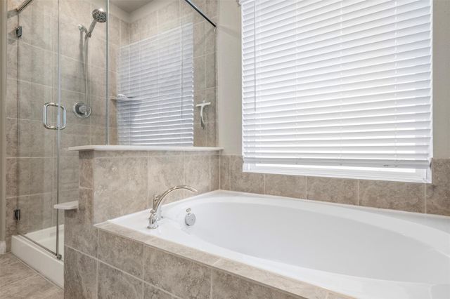 1992 Shim Ball Way, Pearland, TX 77089