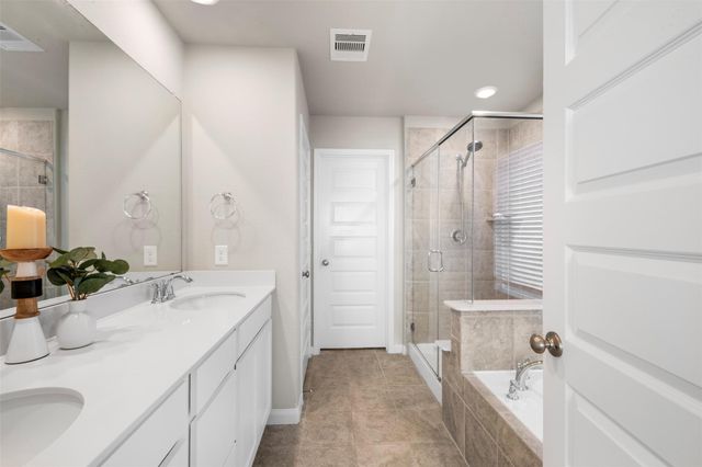 1992 Shim Ball Way, Pearland, TX 77089