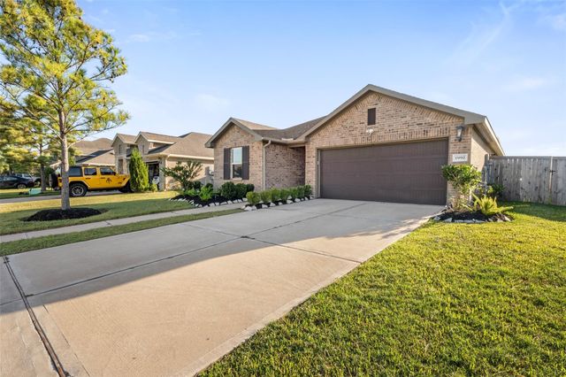 1992 Shim Ball Way, Pearland, TX 77089