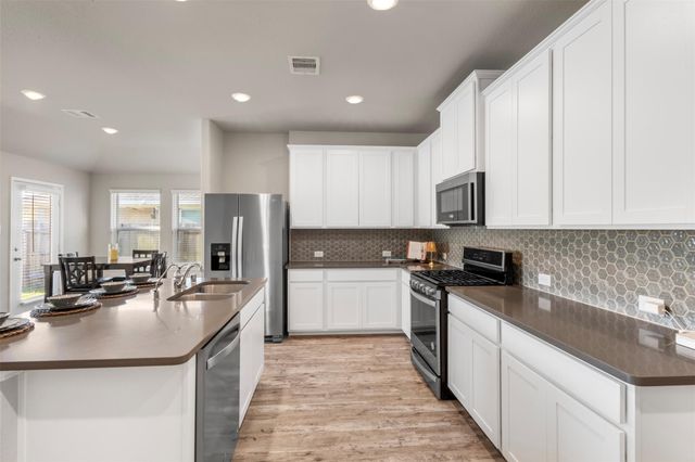 1992 Shim Ball Way, Pearland, TX 77089