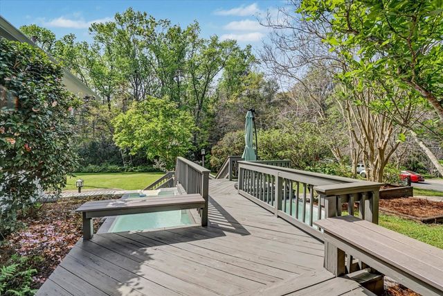 209 Ridgeland Road, Tallahassee, FL 32312