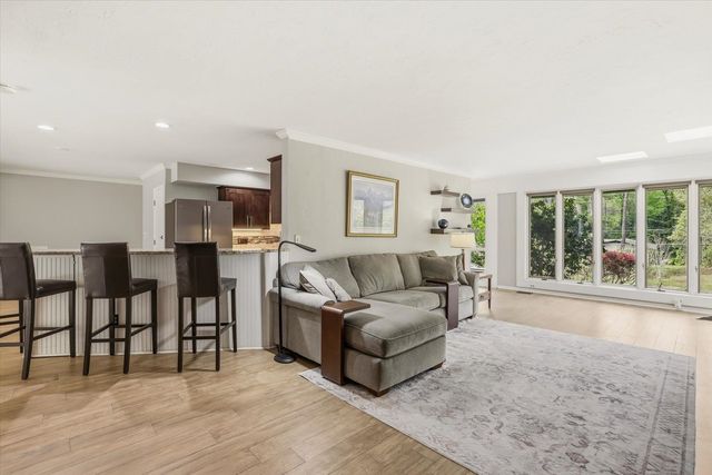 209 Ridgeland Road, Tallahassee, FL 32312