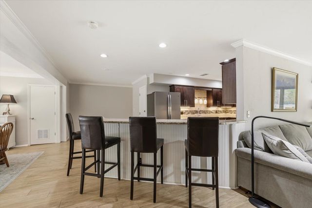 209 Ridgeland Road, Tallahassee, FL 32312