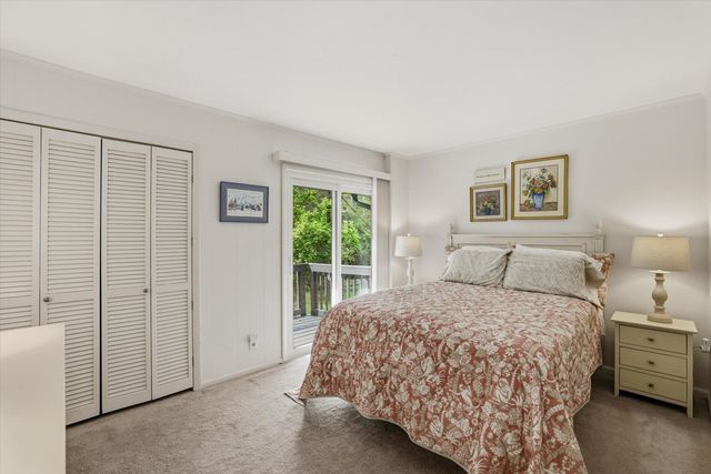 209 Ridgeland Road, Tallahassee, FL 32312