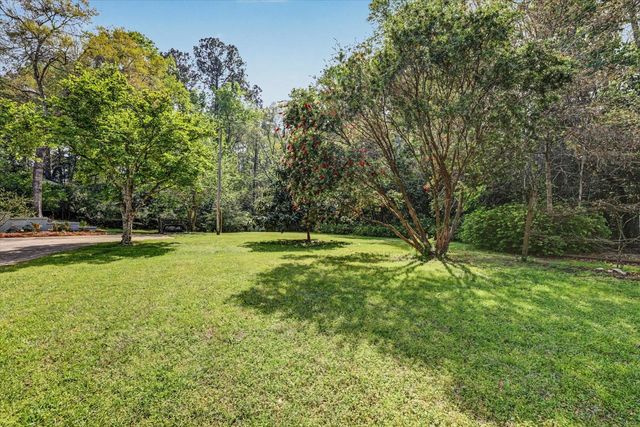 209 Ridgeland Road, Tallahassee, FL 32312