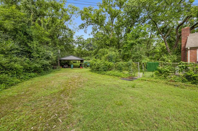 1112 Neelys Bend Rd, Madison, TN 37115
