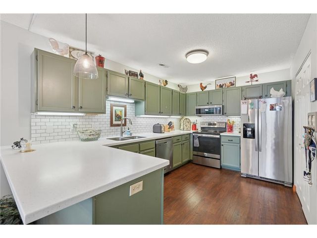 1324 Carriage Drive #B, Hudson, WI 54016