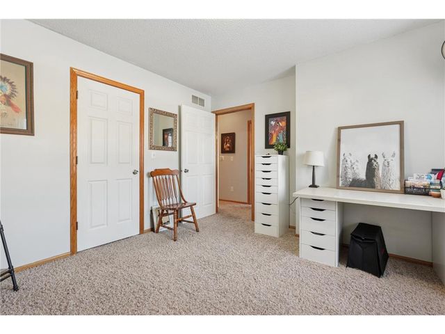 1324 Carriage Drive #B, Hudson, WI 54016