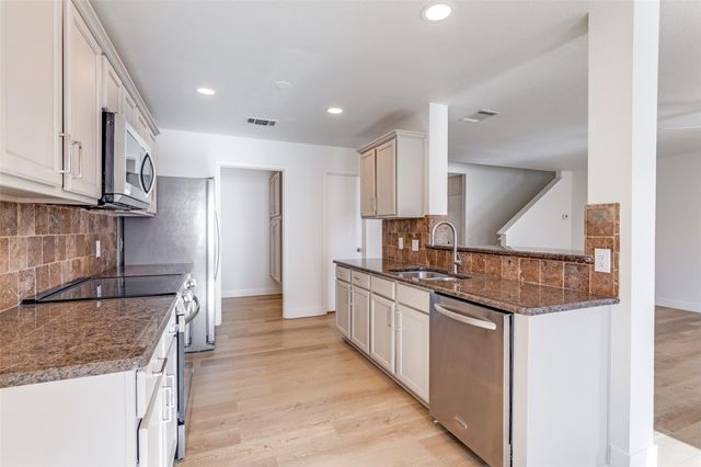 109 Orange Tree LN, Georgetown, TX 78626