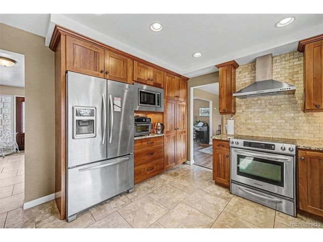 7184 W Walden Dr, Littleton, CO 80128