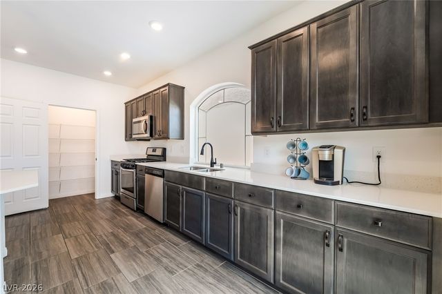 7802 Pacific Dunes Street, Las Vegas, NV 89139