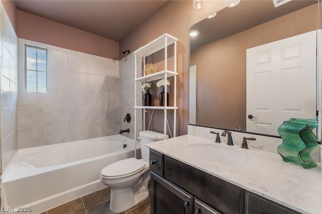 7802 Pacific Dunes Street, Las Vegas, NV 89139