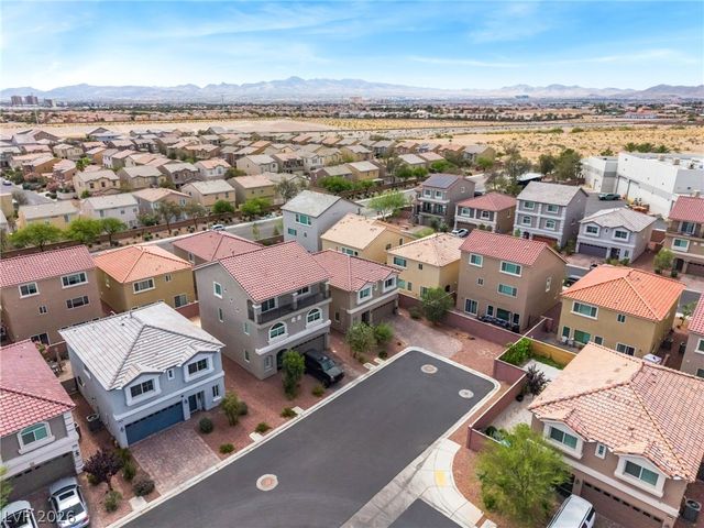7802 Pacific Dunes Street, Las Vegas, NV 89139