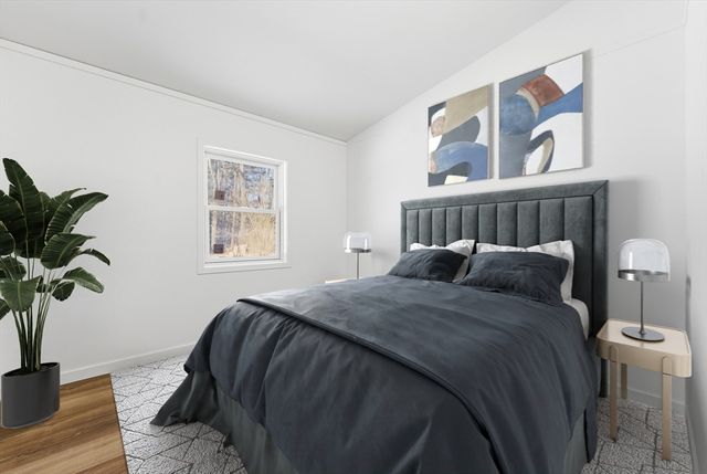 37 Sun Valley Rd, Holyoke, MA 01040