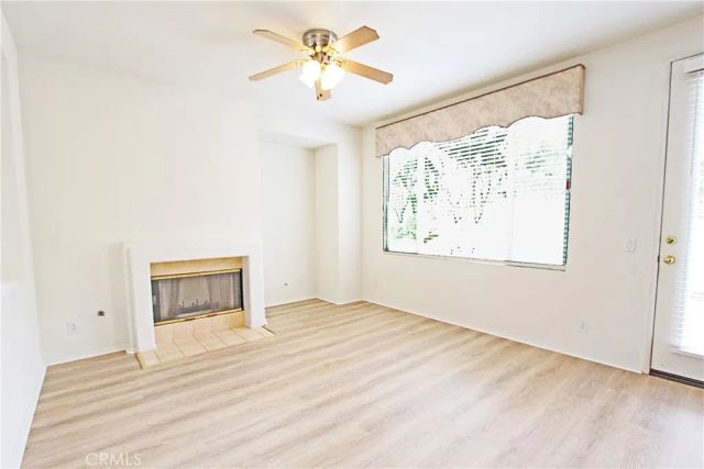 8 SANTA VICTORIA AISLE, Irvine, CA 92606