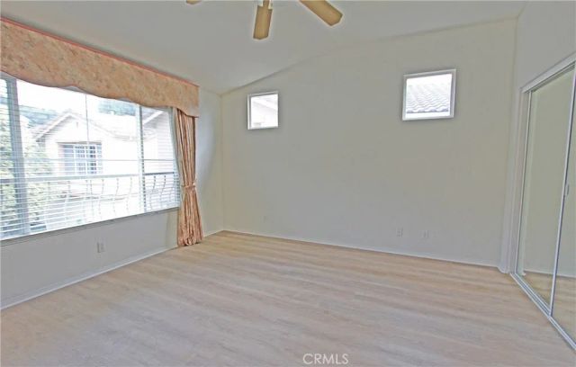 8 SANTA VICTORIA AISLE, Irvine, CA 92606