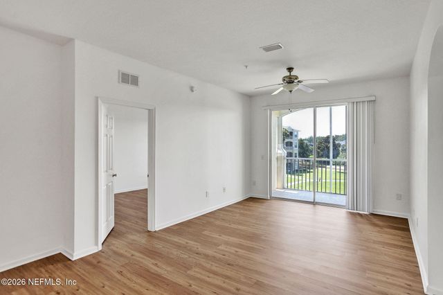 7801 POINT MEADOWS Drive 7308, Jacksonville, FL 32256