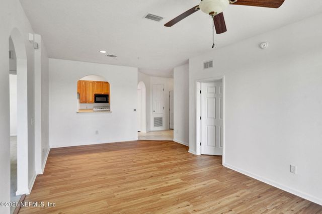 7801 POINT MEADOWS Drive 7308, Jacksonville, FL 32256