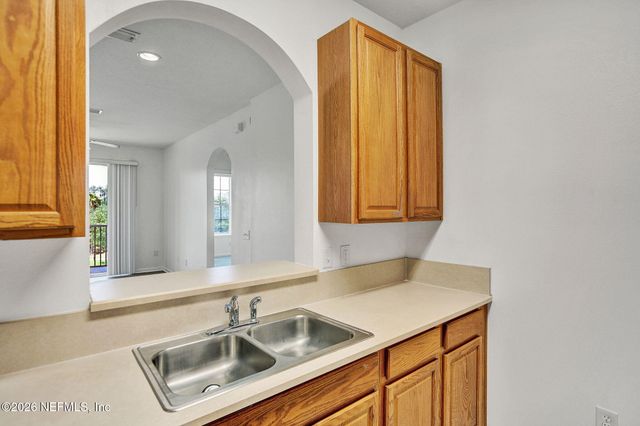 7801 POINT MEADOWS Drive 7308, Jacksonville, FL 32256