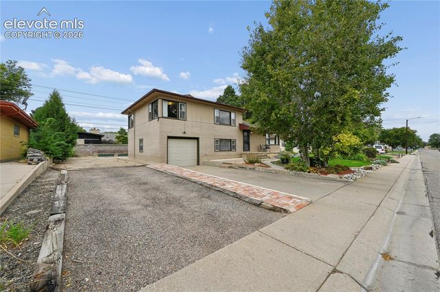 801 Westacres Avenue, Pueblo, CO 81005
