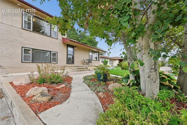 801 Westacres Avenue, Pueblo, CO 81005