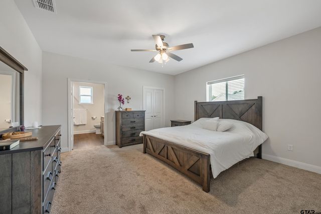 6074 Hamilton Meadows Way, Tyler, TX 75703