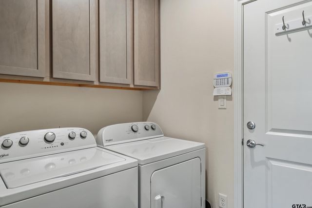 6074 Hamilton Meadows Way, Tyler, TX 75703