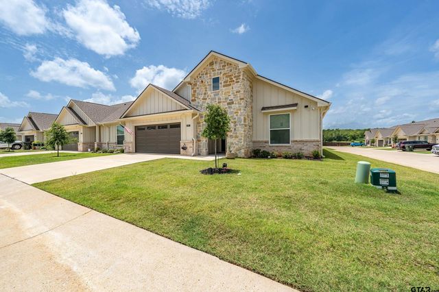 6074 Hamilton Meadows Way, Tyler, TX 75703