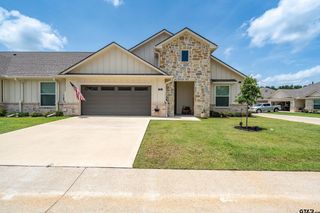 6074 Hamilton Meadows Way, Tyler, TX 75703