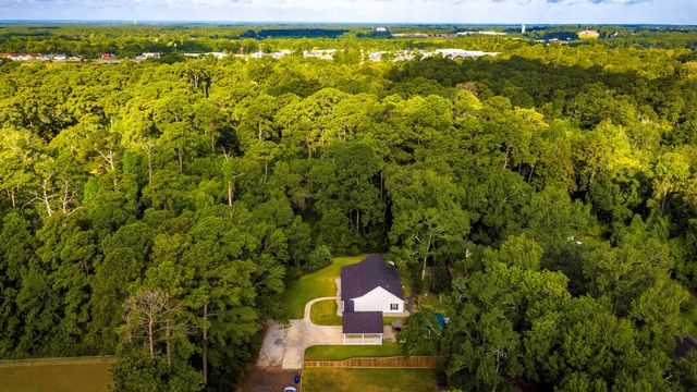 1012 W Jones Street, Livingston, TX 77351