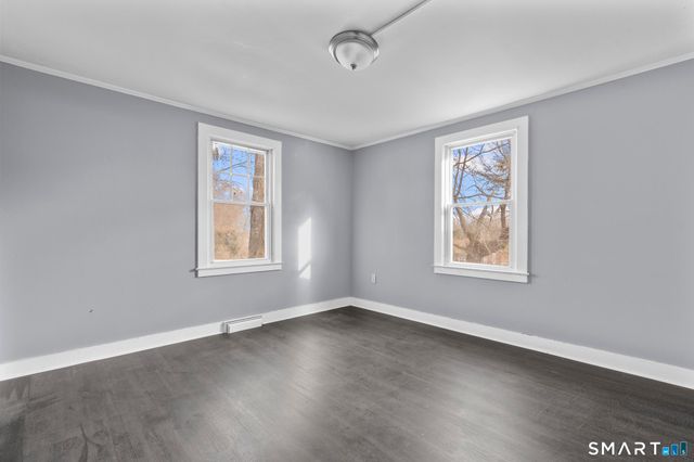 61 Flyers Drive, Norwich, CT 06360