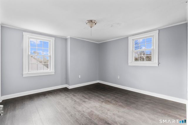61 Flyers Drive, Norwich, CT 06360