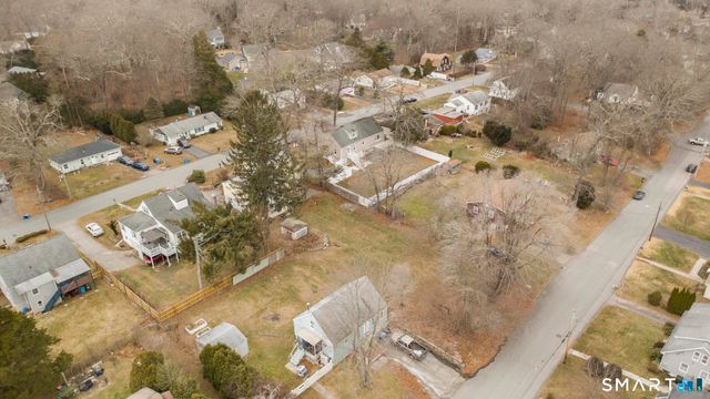 61 Flyers Drive, Norwich, CT 06360