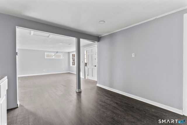 61 Flyers Drive, Norwich, CT 06360