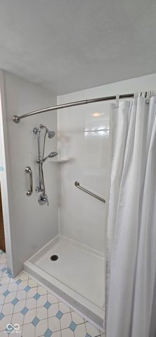 5939 N Heritage Lane, Alexandria, IN 46001