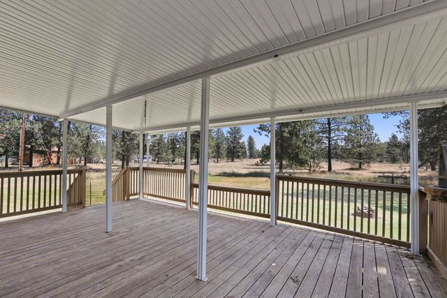 14615 W Lance Hill Rd, Cheney, WA 99004