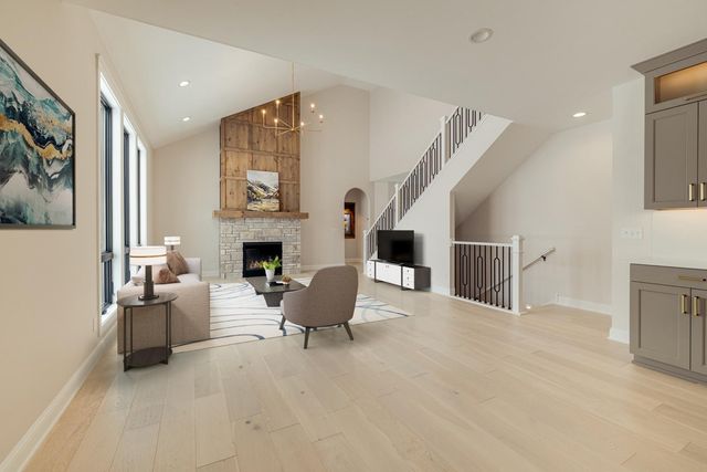 2762 Mayo Prairie Lane SW, Rochester, MN 55902